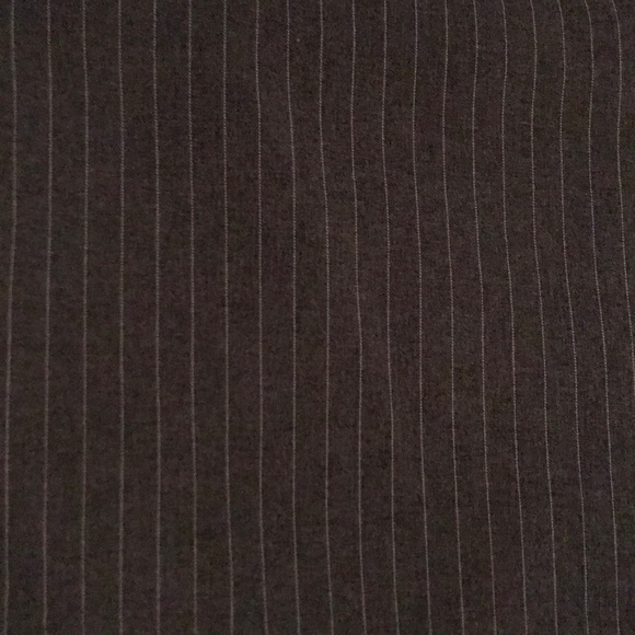 ⬇️PIN STRIPE MINI SKIRT - Picture 2 of 4